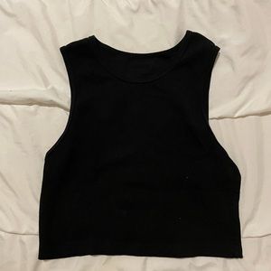 Simple cropped black tank no brand